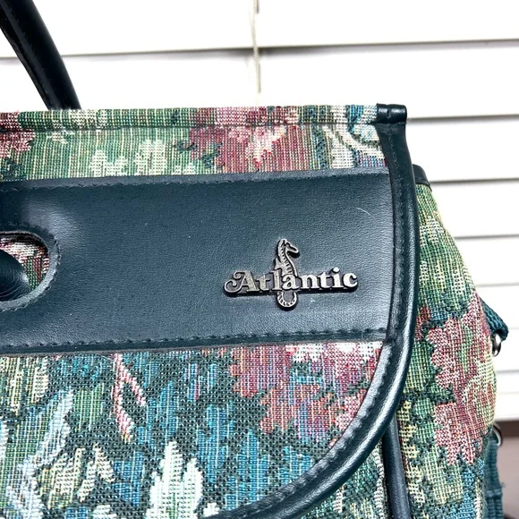 🚫SOLD! VINTAGE NWOT |•ATLANTIC•| Carry On Luggage Tapestry Floral Travel Bag - Picture 9 of 16